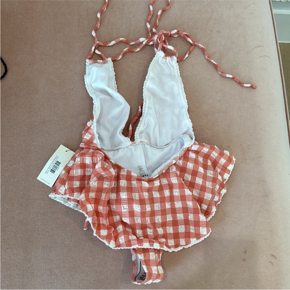 Montce Pampas one piece deep v gingham ruffle swimsuit NWT - Picture 3 of 5